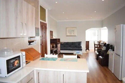 Wavecrest Apartment