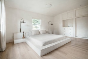 2 chambres, fer et planche à repasser, lit parapluie, Wi-Fi gratuit