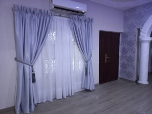 Interior - 4 bedroom furnished Entire residential home (Tema)