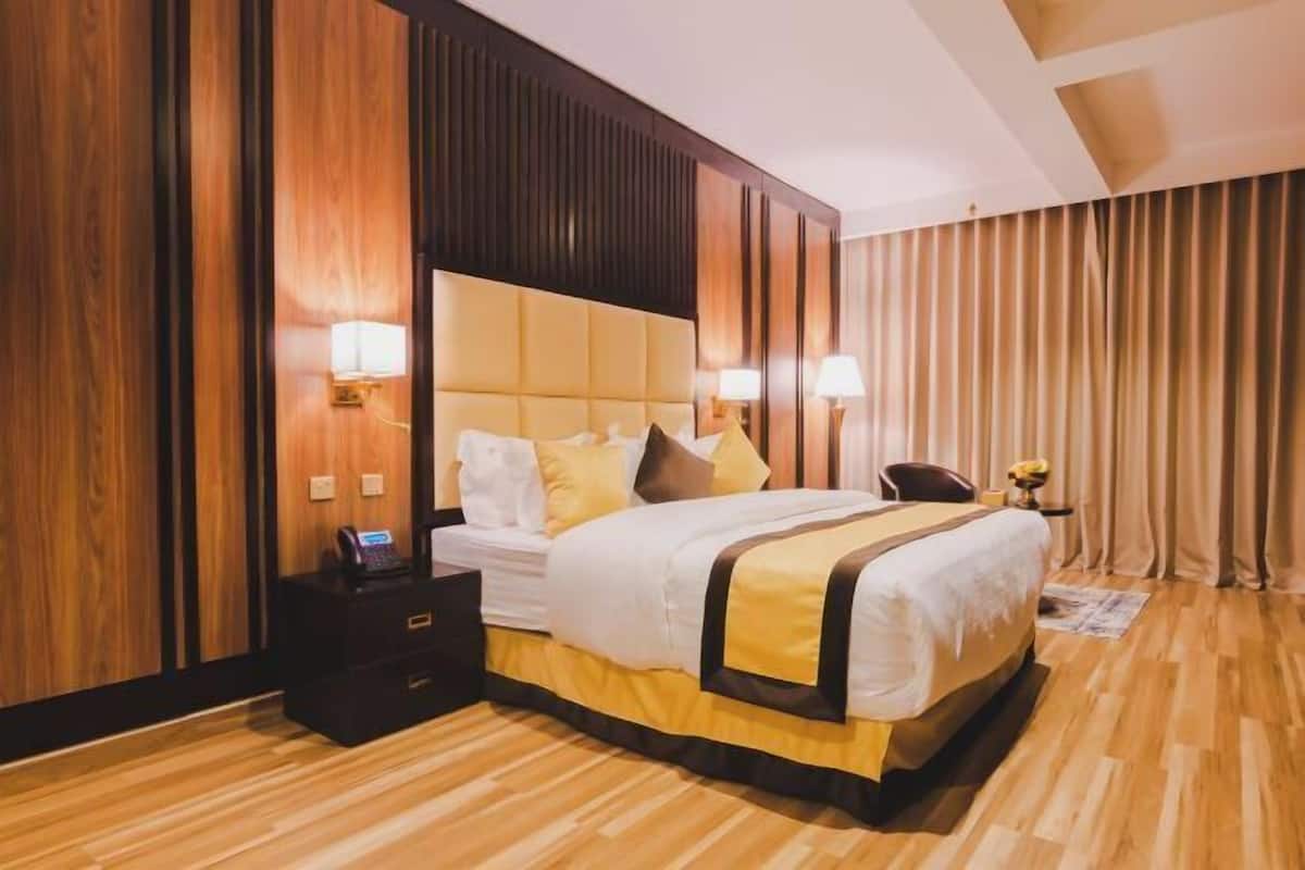 2 phòng ngủ, két bảo mật tại phòng, màn/rèm cản sáng