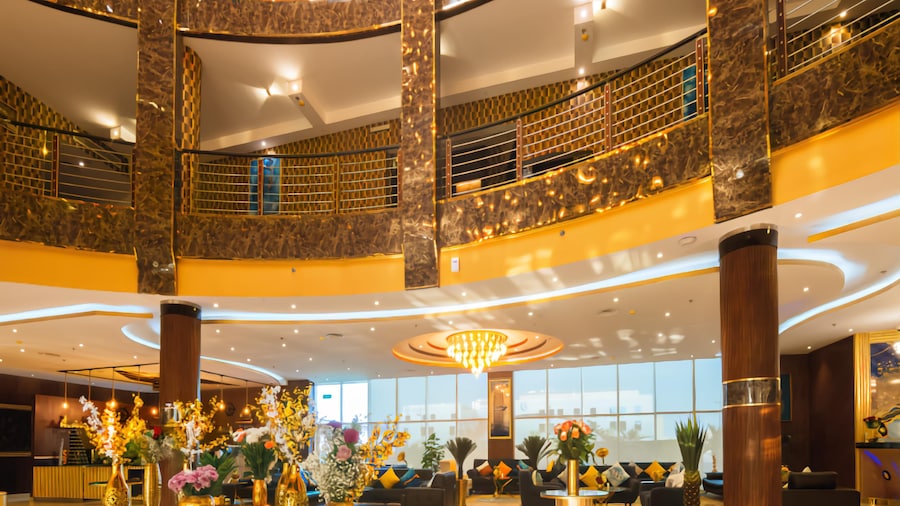 Golden Ship Hotel