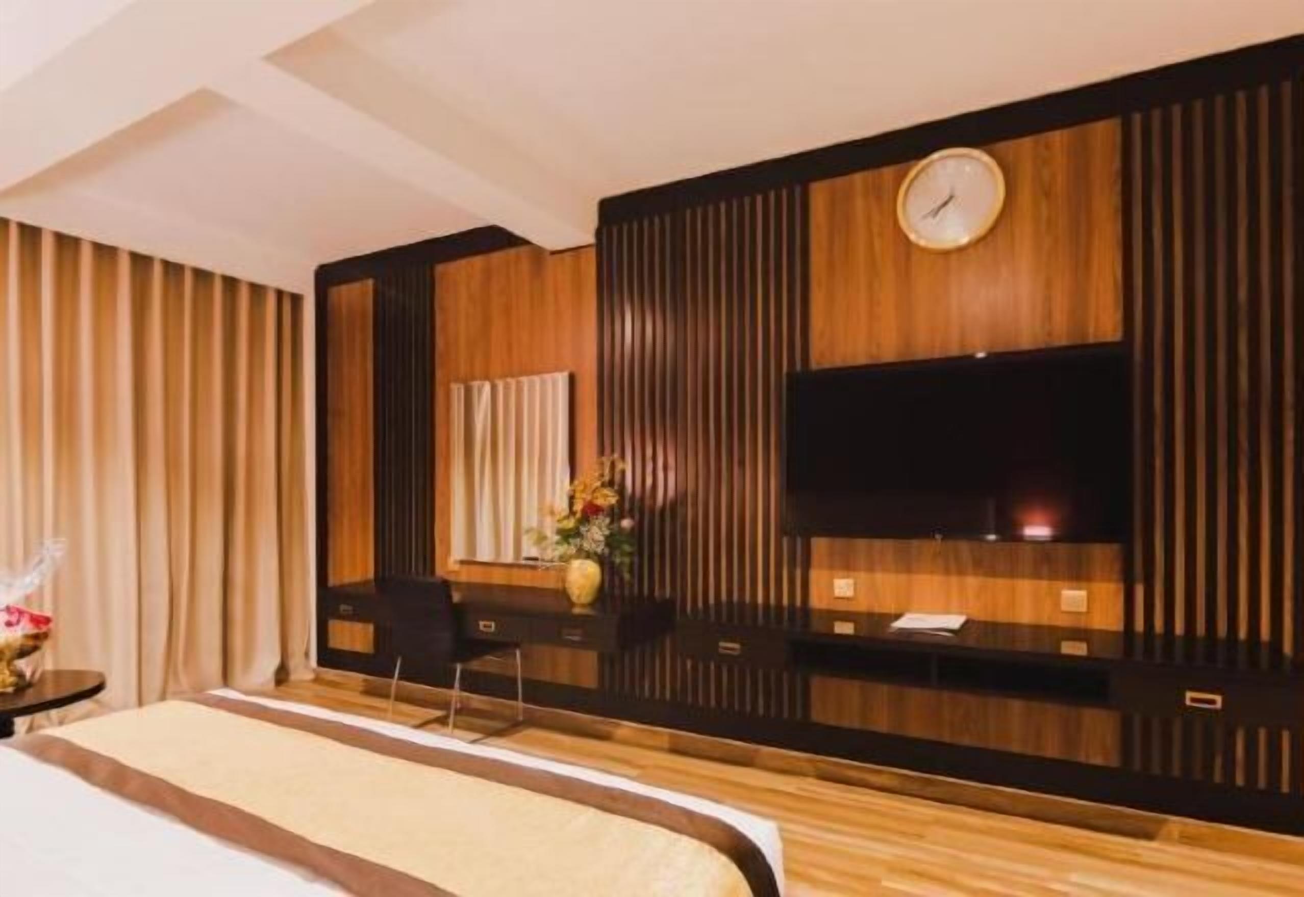 In-room safe, blackout drapes, iron/ironing board, free WiFi