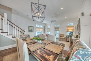 Interior - 10% off Searenity Now! Carillon, 6 seat golf cart, 3 Kg Bds, 4 Bch Chrs (Panama City Beach)