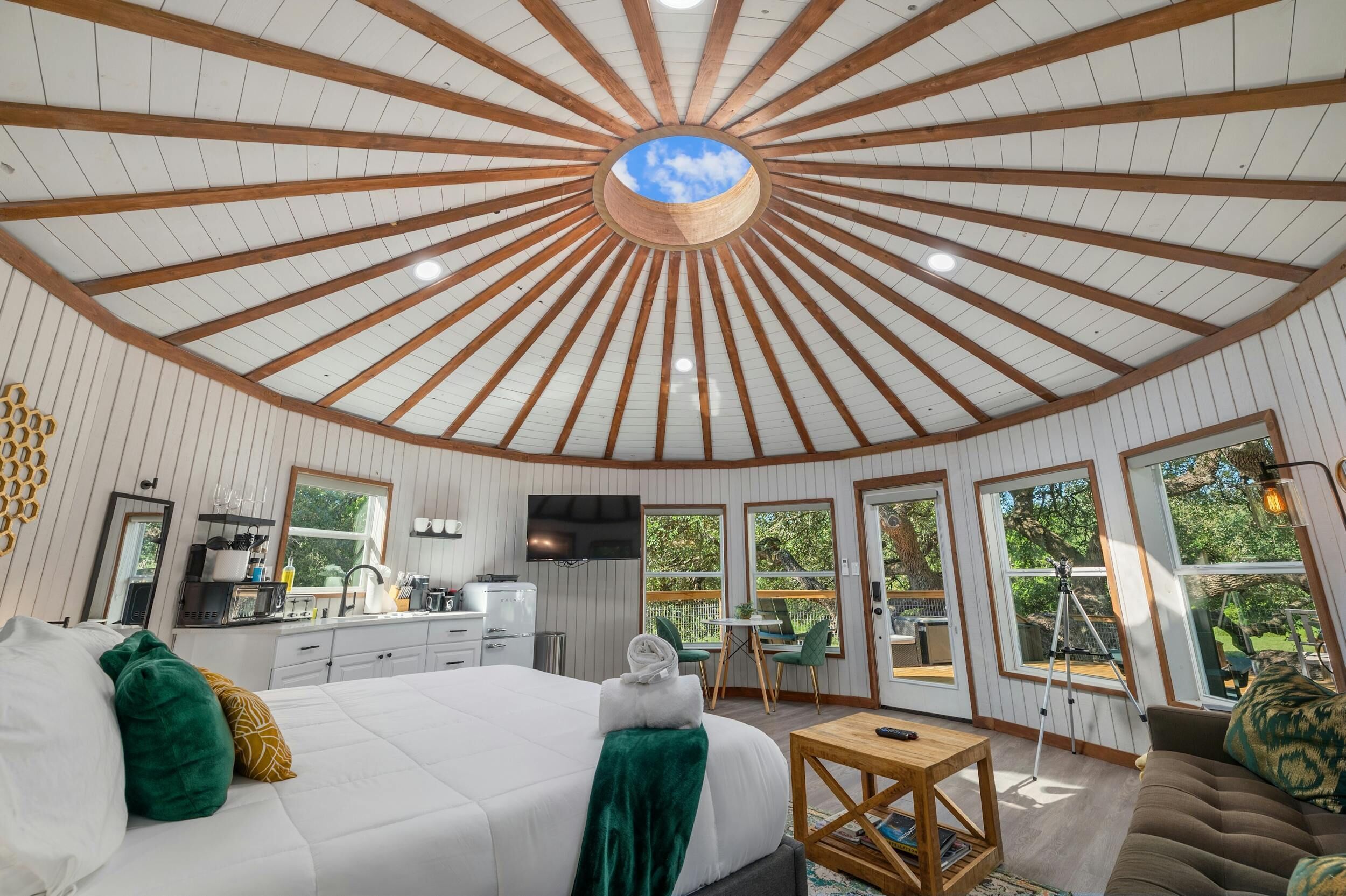 1 bedroom, memory foam beds, iron/ironing board, WiFi