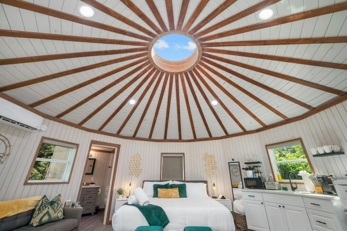 1 bedroom, memory foam beds, iron/ironing board, WiFi