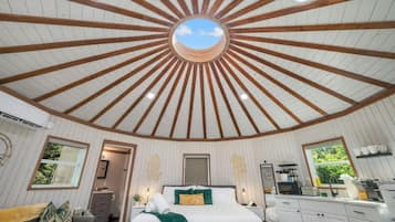 1 bedroom, memory foam beds, iron/ironing board, WiFi