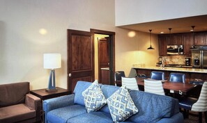 Fireplace - Beautiful Ski in and Ski out Lodge (Park City)