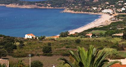 Grande Maison neuve avec Piscine à proximité de Cargese