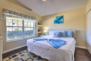 4 bedrooms, desk, iron/ironing board, travel crib