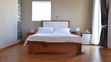 3 chambres, fer et planche Ă repasser, Wi-Fi gratuit, draps fournis
