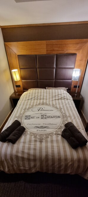 1 habitación, wifi gratis y ropa de cama