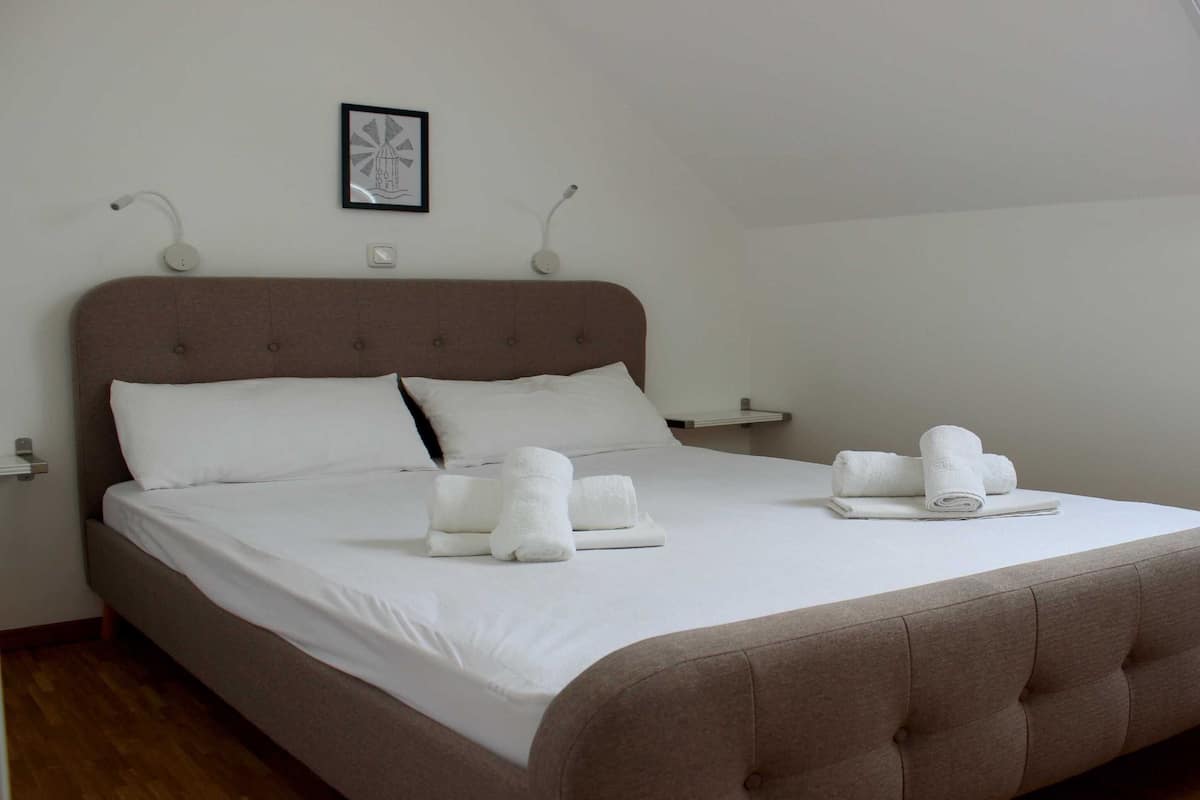 1 habitación y caja de seguridad en la habitación