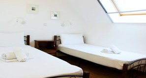 1 bedroom, in-room safe, individually decorated, individually furnished