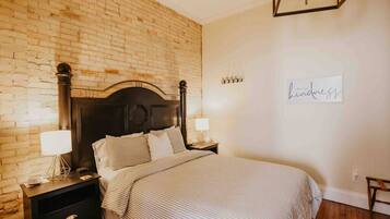 1 bedroom, iron/ironing board, Internet, bed sheets