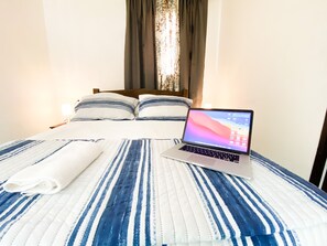 9 bedrooms, desk, iron/ironing board, free WiFi