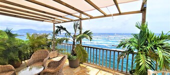 Oasis Suite, panoramic view of the Caribbean Sea with balcony!