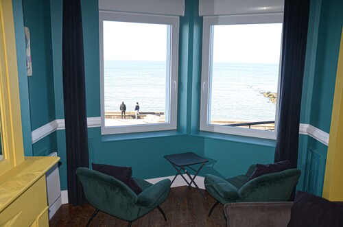 Wimereux digue: Superb duplex facing the sea 