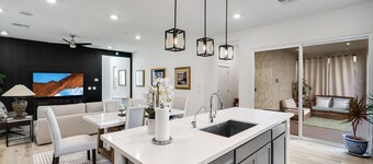 Luxury RH Furnished-Modern Home-Super Clean -All 5 stars review-Great Location