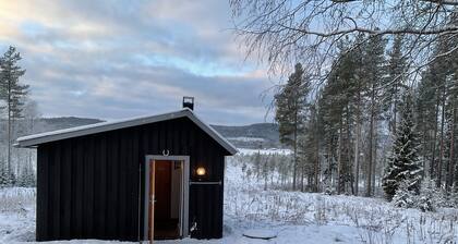 Charming house on large plot with lake view - close to nature and skiing