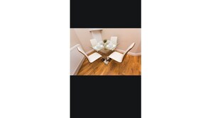 Nicht klassifiziertes Bild, 4 von 6, Schaltfläche