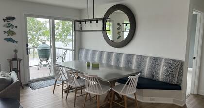 Perfect lake home for a family get away - Only 1 hour from metro
