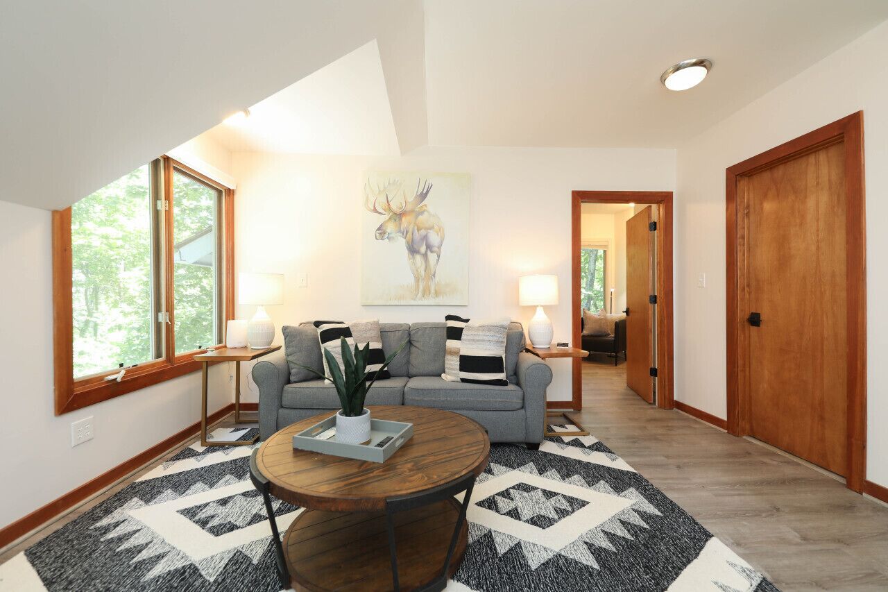 Smart TV, fireplace, video games, books