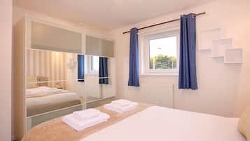 2 bedrooms, free WiFi, bed sheets