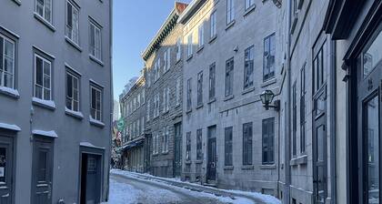 Old Quebec's historic district. 1-bedroom apartment, sleeps 4