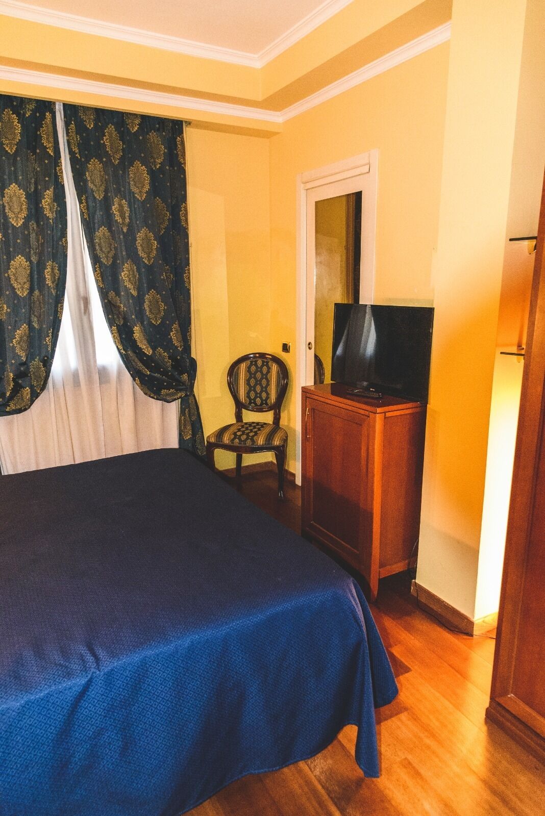 Photo - Canella Hotel