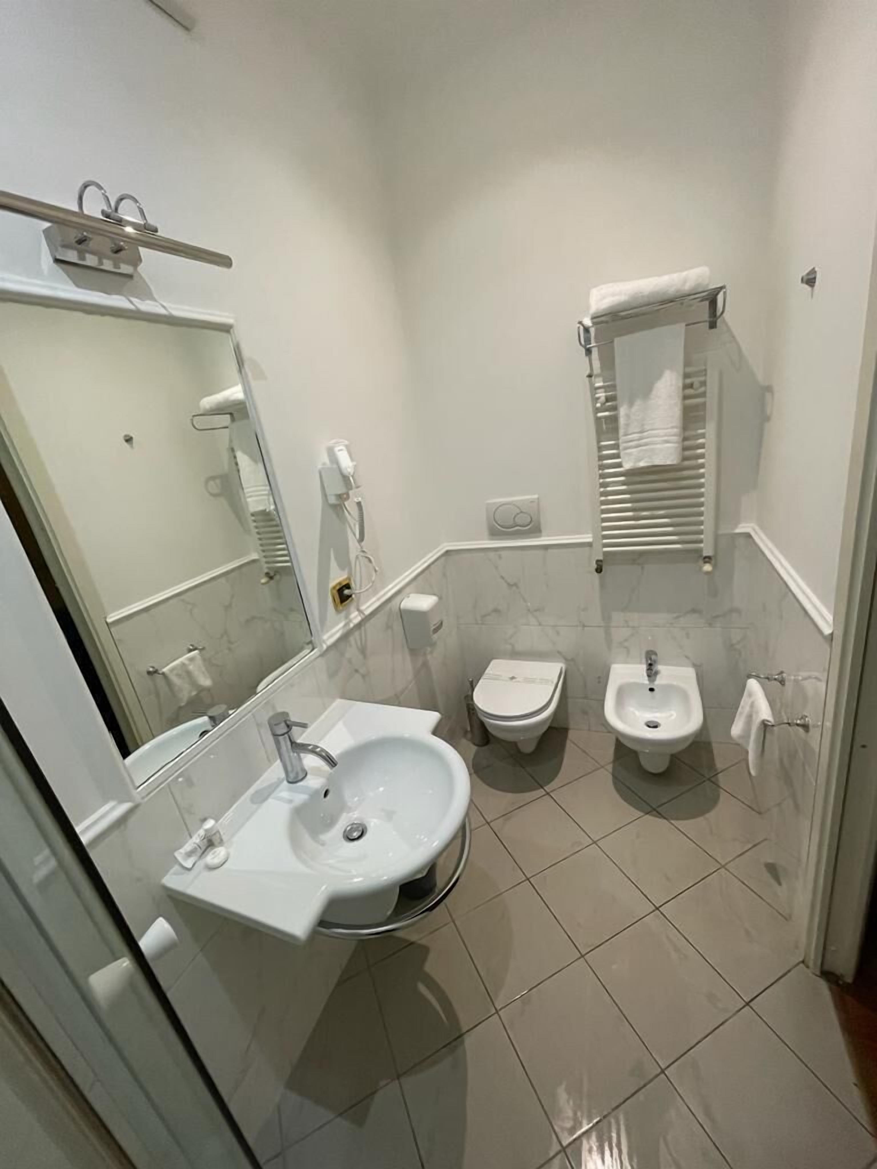 Photo - Canella Hotel