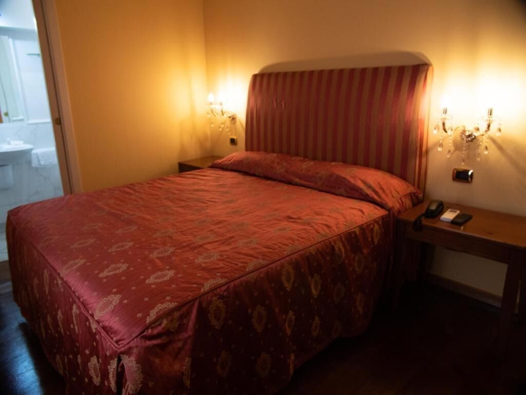 Photo - Canella Hotel