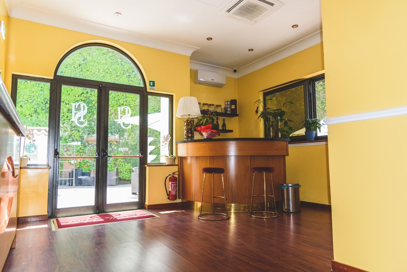 Photo - Canella Hotel