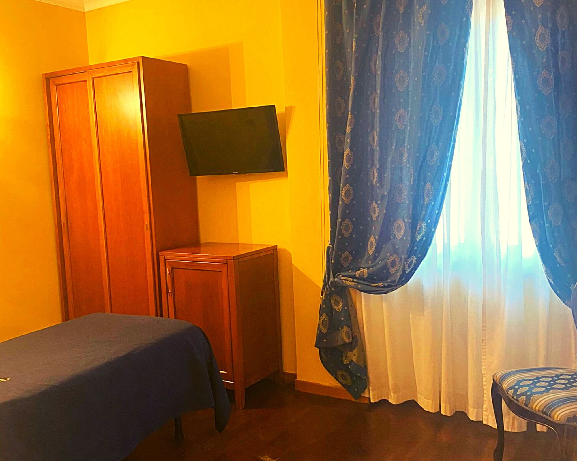 Photo - Canella Hotel