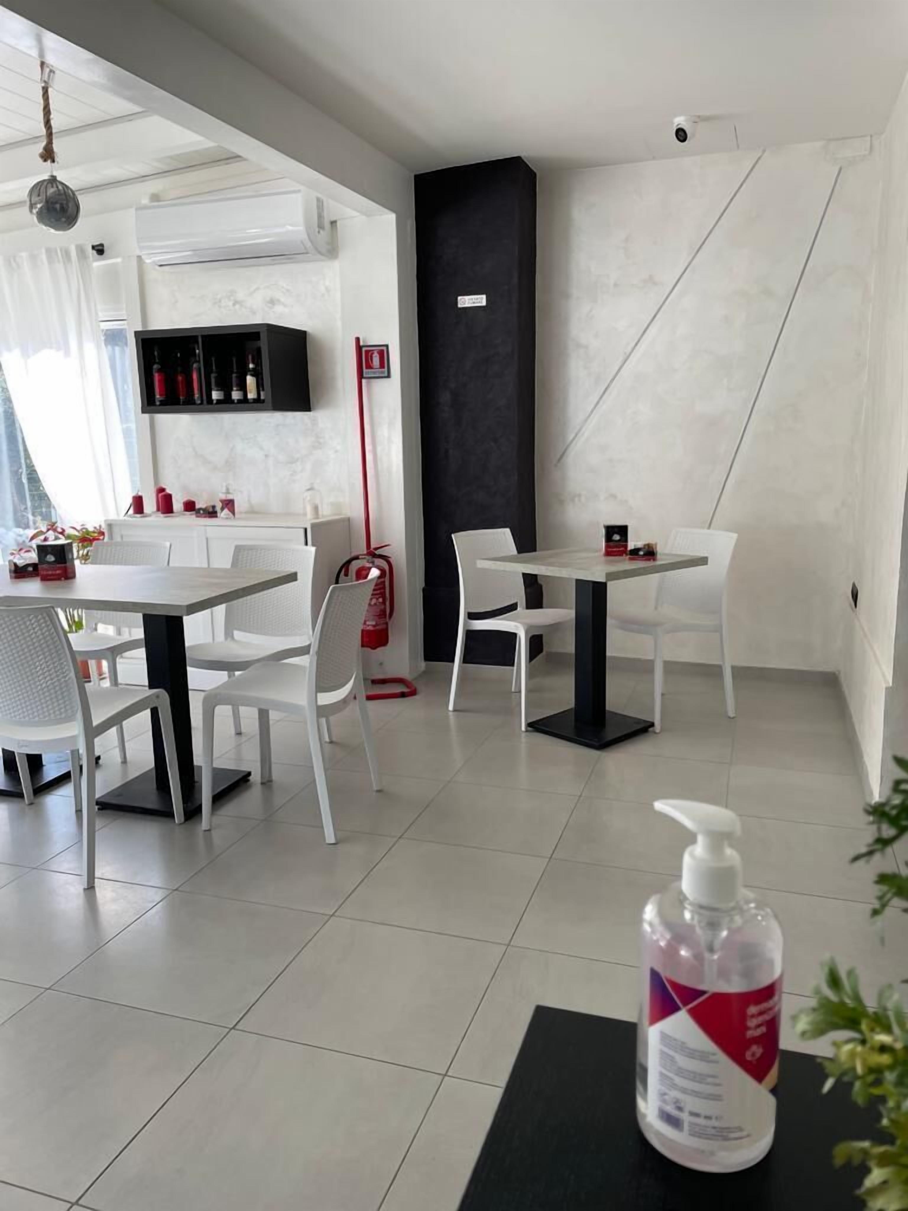 Photo - Canella Hotel