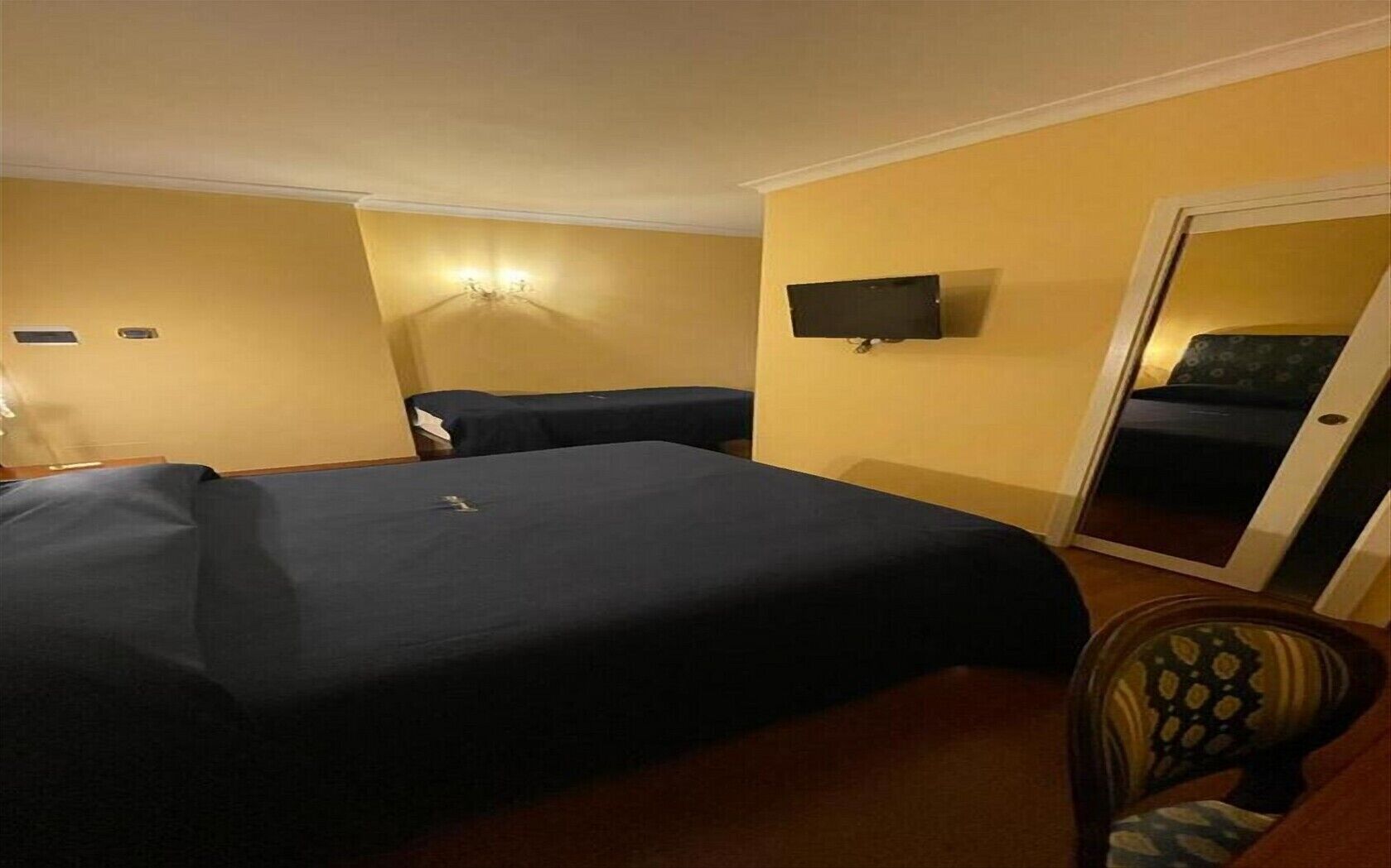 Photo - Canella Hotel