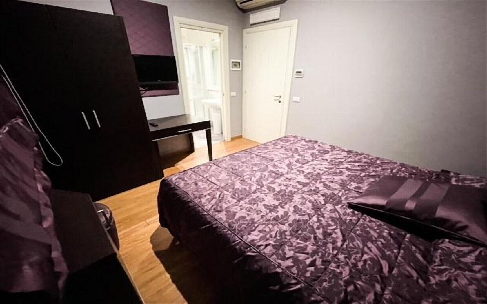 Photo - Canella Hotel