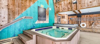 Forest Home with Shared Pool & Hot Tub, WiFi, & Washer/Dryer - One Small Dog OK