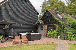 Terrace/patio - The Foxhole Stable (Hurstpierpoint)