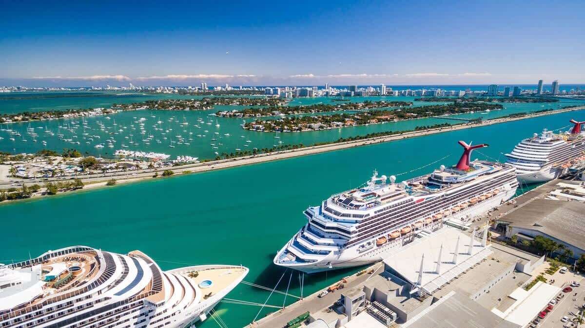 Marina/club náutico