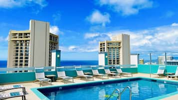 Piscine extérieure, piscine chauffée