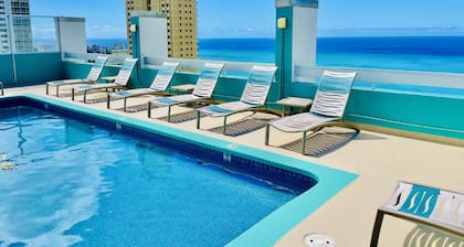 Nice Ocean View 1bed room, full kitchen, near Waikiki Beach! Rooftop pool&BBQ.