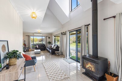 Morningside farm house with Mountain views...