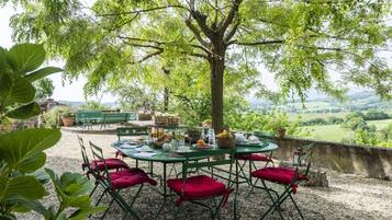 Ristorazione all'aperto