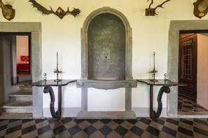 Interior - Villa Poggio Cherici by MMega (Rignano sull'Arno)
