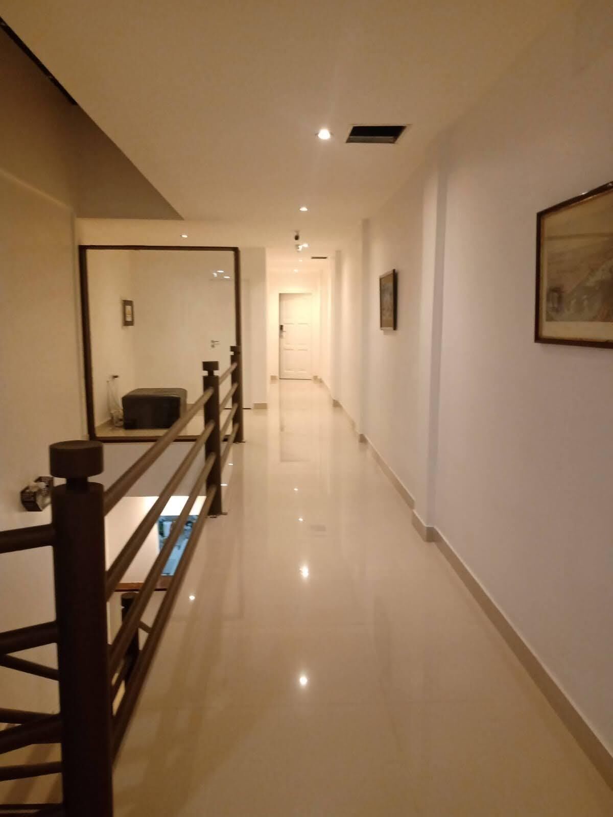 42-inch plasma TV with cable channels, TV, heated floors