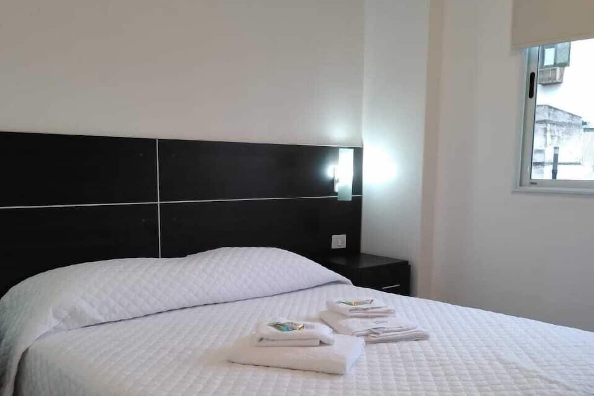Standard-Doppelzimmer | Hochwertige Bettwaren, Daunenbettdecken, Select-Comfort-Betten
