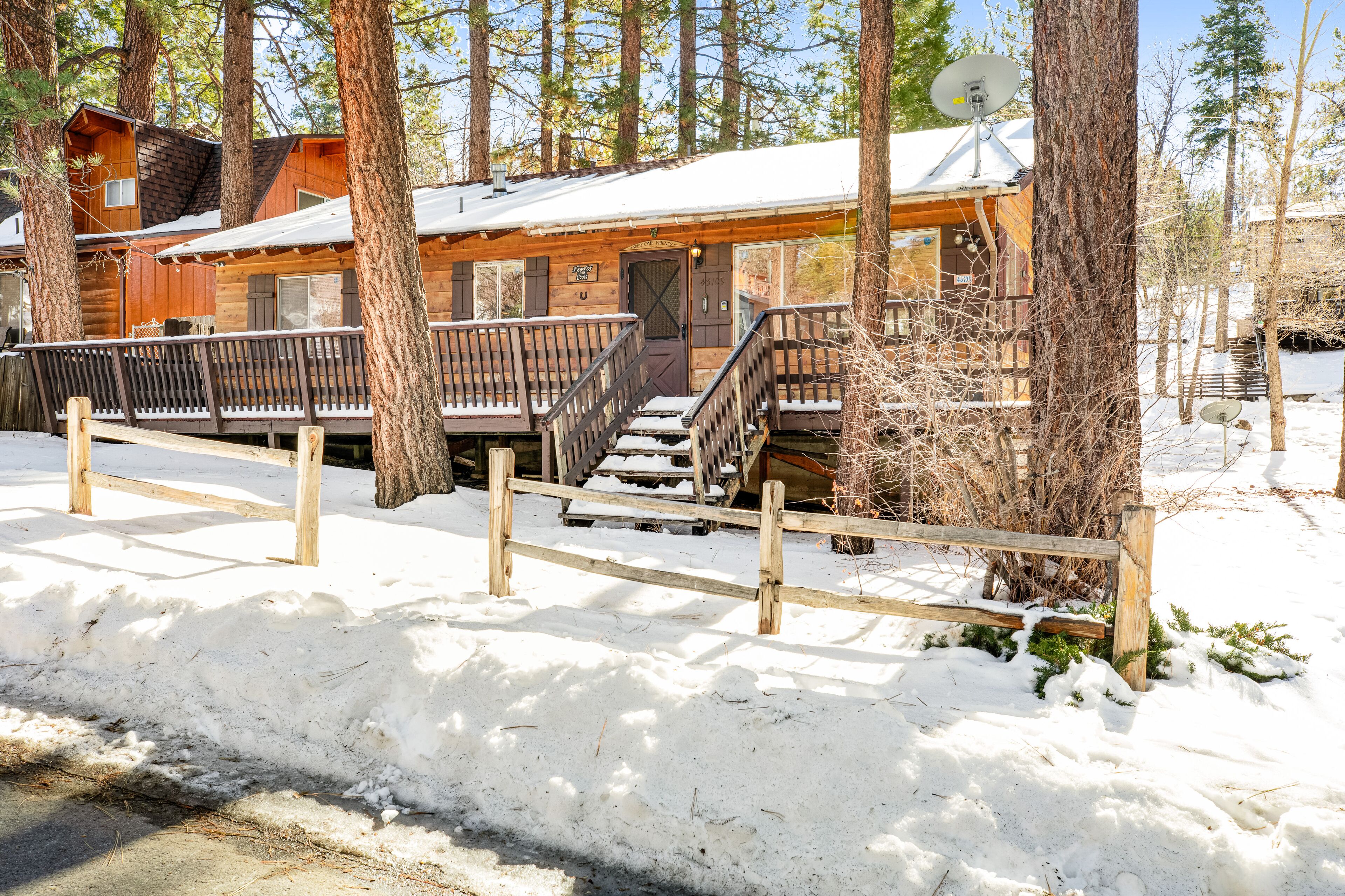 Classic Mountain Retreat Near the Slopes & Lake W/ Free WiFi, Wood Stove & More