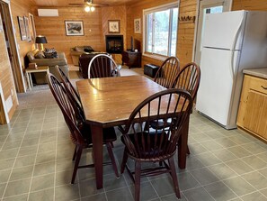 Dining - 3-Bedroom Lakefront Cabin Minutes from Gull Lake (Nisswa)