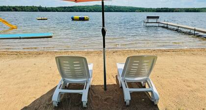 3-Bedroom Lakefront Cabin Minutes from Gull Lake