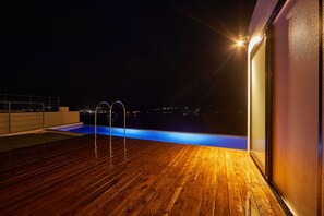 Piscine extérieure